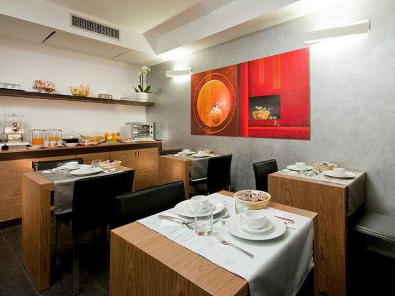 Hotel Rinascimento - Gruppo Trevi Hotels Рим Екстер'єр фото
